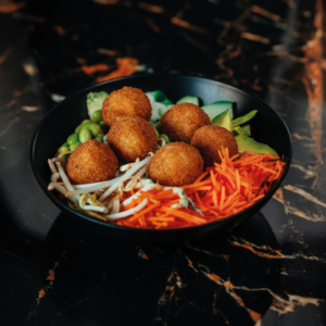 Poke Bowl Rindfleisch Bitterballen L